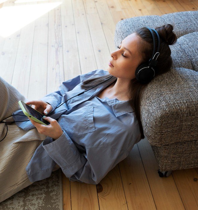 7 Lagu Indie yang Cocok Didengar Sepulang Kerja