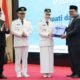 Gubernur Banten Andra Soni melantik Ratu Zakiyah-Najib Hamas sebagai Bupati dan Wakil Bupati Serang Periode 2025-2030 di Pendopo Gubernur Banten, Selasa (27/5/2025)