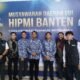 Ketua Umum Hipmi Banten Rifki Hermiansyah Periode 2025-2028 (nomor empat dari sebelah kanan) bersama ketua umum Hipmi Banten Periode 2021-2024 Ananda Trianh Salichan (nomor tiga dari sebelah kanan)