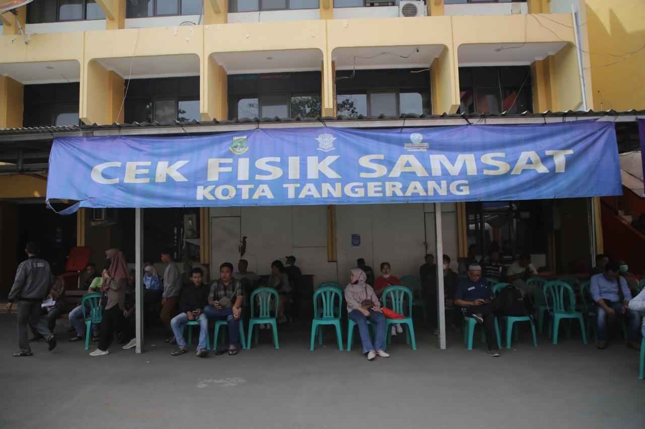 Manfaatkan program pemutihan pajak kendaraan di Banten hingga 30 Juni 2025. Bebas denda dan tunggakan pajak kendaraan bermotor.