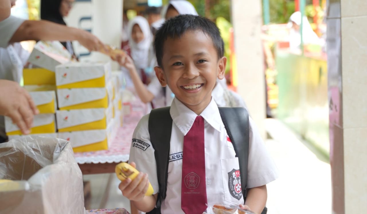 Sun Life Indonesia rayakan 30 tahun dengan Volunteer Day dorong gaya hidup sehat anak melalui olahraga & edukasi di SDN Cilandak Timur 03.