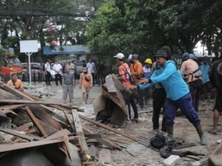 Bangunan Bekas Pasar Pisang Babakan Dirobohkan, Akan Diubah Jadi RTH