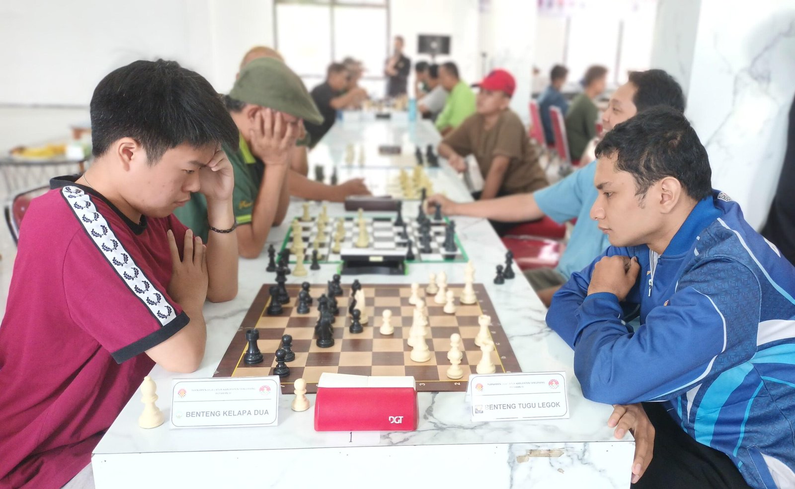 Putaran ketiga Liga Catur Percasi Kabupaten Tangerang sukses digelar di Mauk, menghadirkan kompetisi seru dan semangat pecinta catur.