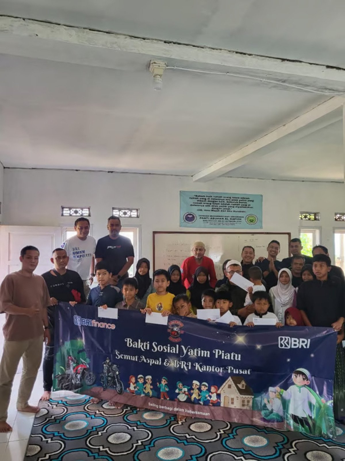BRI Finance Gandeng Komunitas Motor Gelar Program TJSL (Sumber : BRI Finance)
