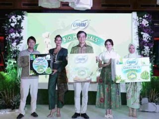 Inovasi Ramah Lingkungan: Peluncuran Pembalut Charm Daun Sirih Berbasis Bio Material