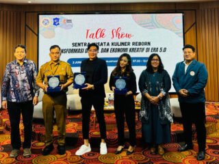 Talkshow SWK REBORN, Transformasi Digital dan Ekonomi Kreatif di Era 5.0 (Sumber: SWK Reborn 2025 Universitas Airlangga)