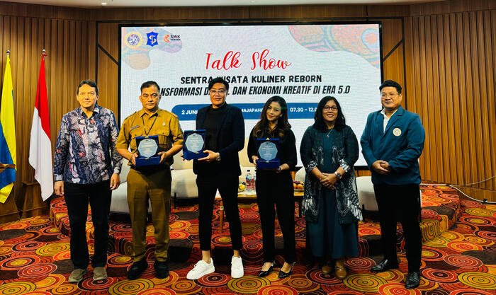 Talkshow SWK REBORN, Transformasi Digital dan Ekonomi Kreatif di Era 5.0 (Sumber: SWK Reborn 2025 Universitas Airlangga)