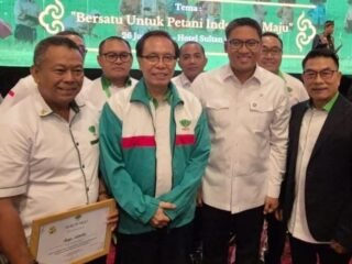 Penghargaan HKTI untuk Asep Jatnika: Dedikasi dan Kerja Keras di Sektor Pertanian