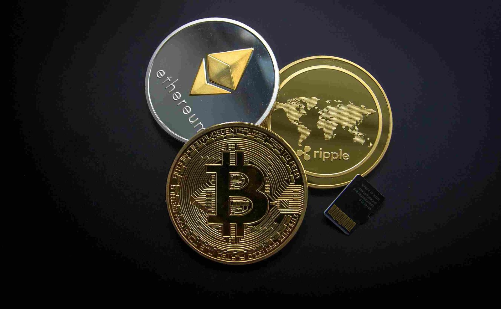 Pelajari perbedaan antara Bitcoin, altcoin, dan token dalam dunia kripto. Temukan panduan investasi yang aman dan cerdas