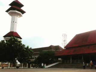 Kota Serang, Ingin Bercitra Madani tapi Realita Sosialnya Memprihatinkan!