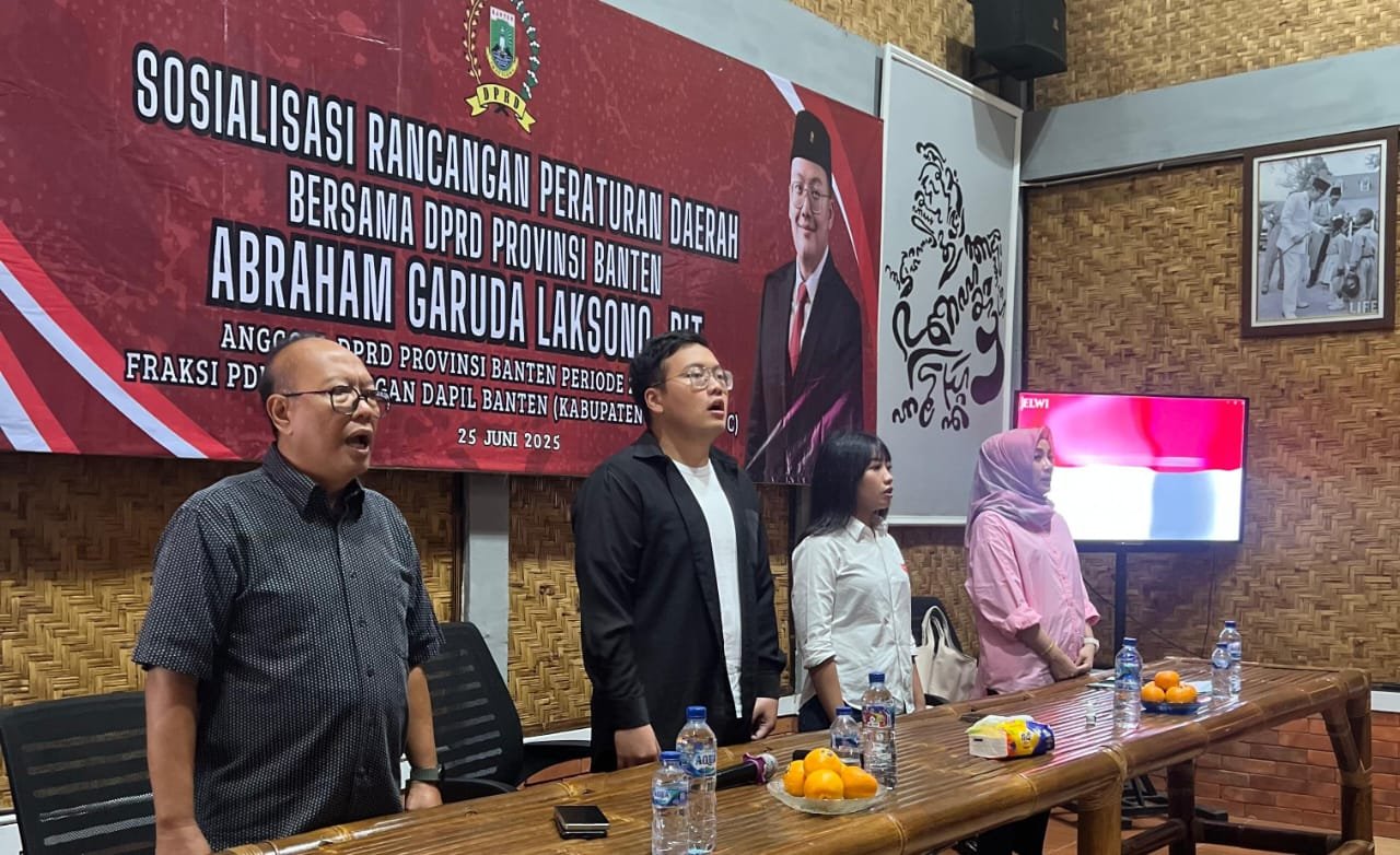 Sosialisasi Raperda Jamsosnaker di Tangerang soroti pentingnya perlindungan pekerja informal dan pemanfaatan AI untuk produktivitas UMKM.