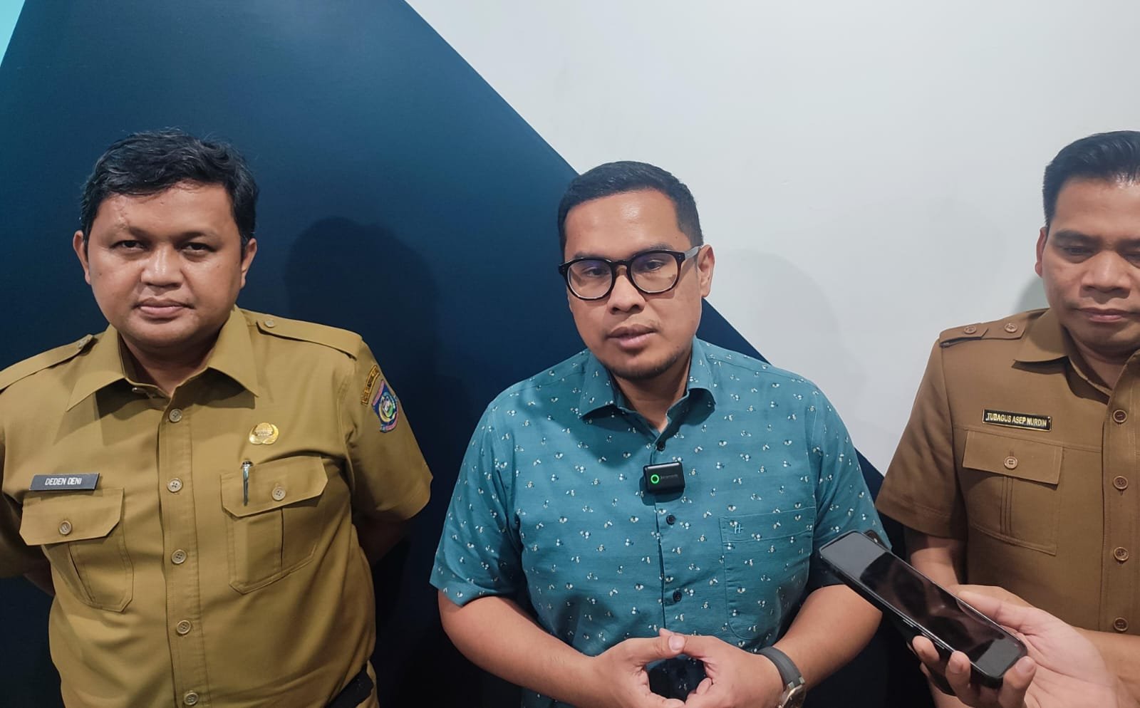 Dindik Tangsel pastikan pendaftaran SPMB online 2024 berjalan lancar, bebas pungli, dan siap bantu orang tua yang membutuhkan pendampingan