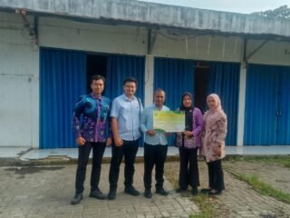 Kejari Kabupaten Tangerang berhasil mengamankan aset stadion mini senilai Rp6,3 miliar milik Pemkab setelah 10 tahun dikuasai warga.