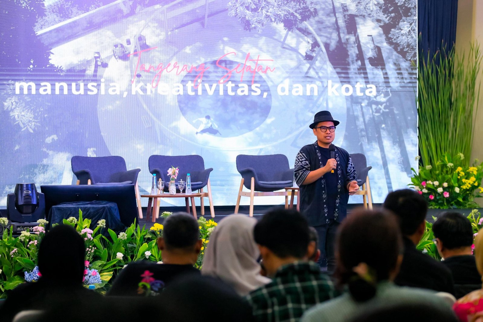 Pilar Saga ajak pelaku ekraf Tangsel bersatu bangun kota kreatif, dorong pelatihan, city gallery, dan kebijakan dukung ekonomi kreatif.