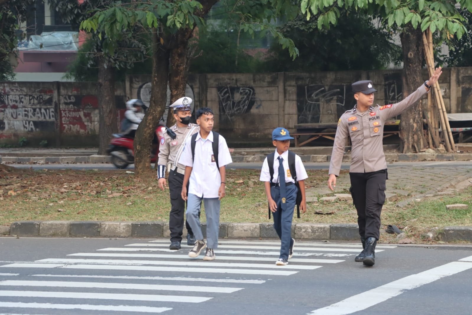 Kapolresta Tangerang luncurkan Program Garda Sigap, upaya wajibkan anggota atur lalu lintas pagi-sore untuk atasi kemacetan jam sibuk.