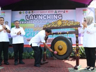 Bupati Tangerang luncurkan PKG dan GARASI Gemilang, program kesehatan terpadu cegah anemia & stunting untuk pelajar dan masyarakat umum.