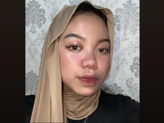 Pentingnya mengenalkan bahasa Inggris sejak dini untuk mendukung kognitif, sosial, dan kesiapan anak menghadapi dunia global.