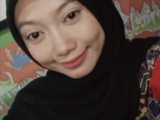 Pembelajaran bahasa Inggris sejak dini bantu tingkatkan kognisi, memori, dan problem solving anak. Dukungan orang tua sangat diperlukan.