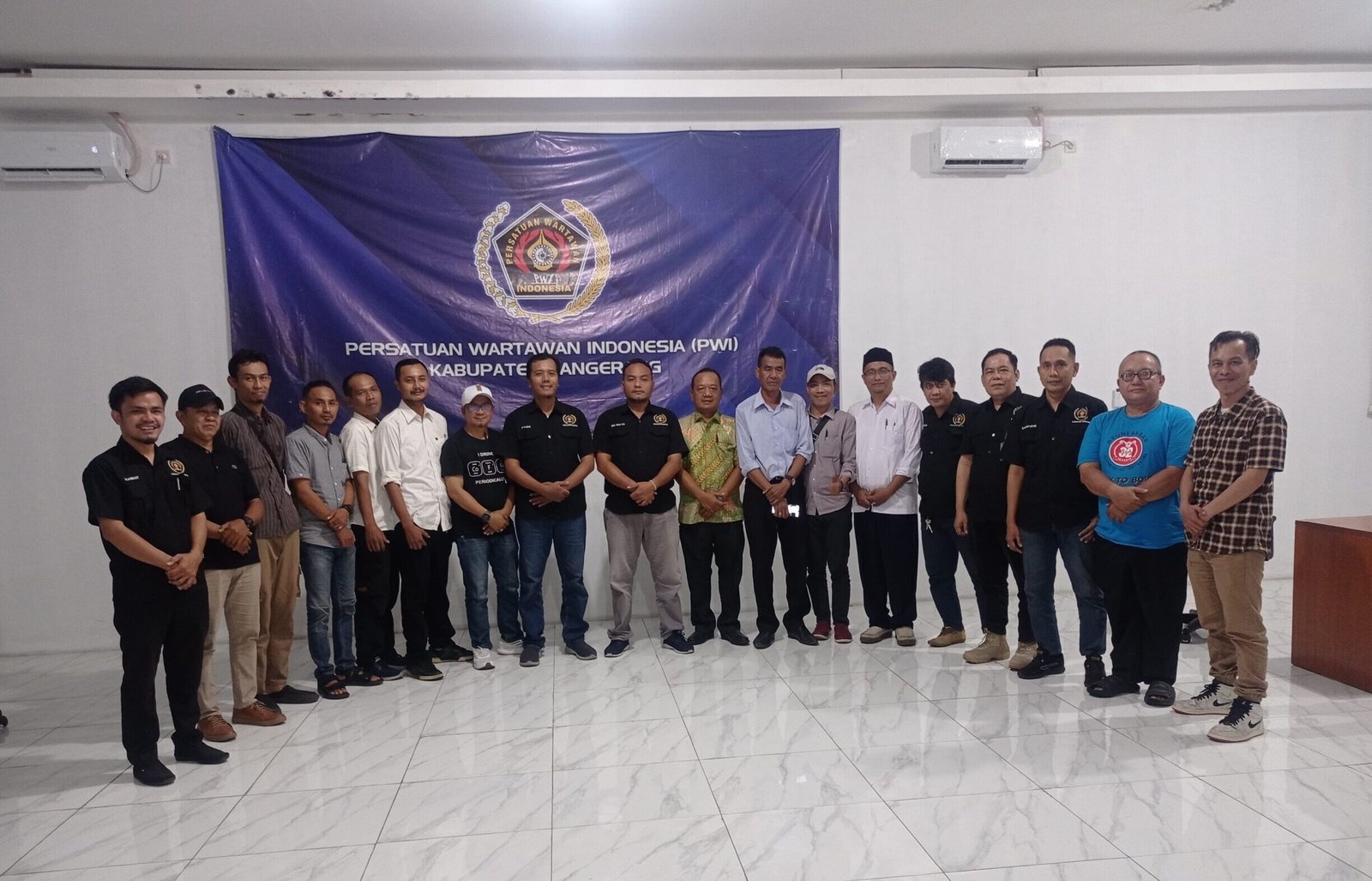 PWI Kabupaten Tangerang gelar orientasi calon anggota baru, tekankan integritas, profesionalisme, dan pemahaman etika jurnalistik.