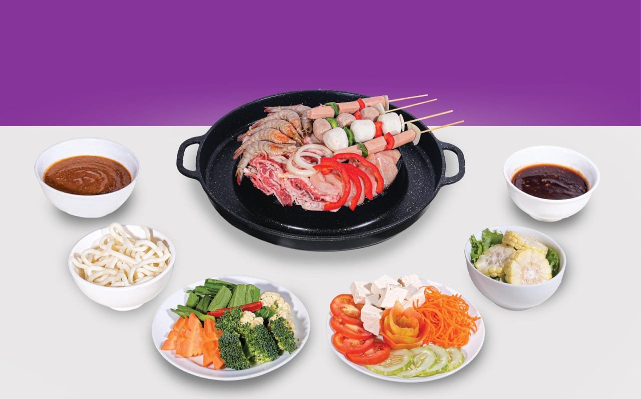 Famous Grill hadirkan menu baru spesial Rp150 ribu berdua + ice coffee gratis. Tempat cozy, cocok untuk hangout atau lunch date!