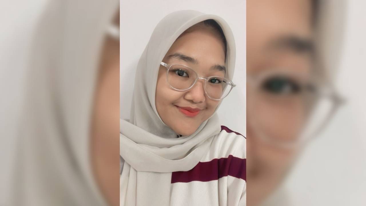 Pengenalan Bahasa Inggris sejak dini bantu anak berkembang kognitif, sosial, dan emosional lewat metode belajar yang menyenangkan.