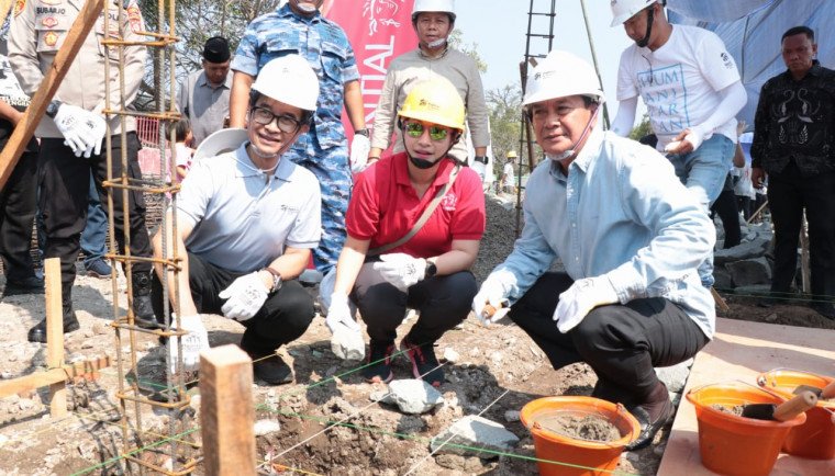 Bupati Tangerang resmikan pembangunan 51 rumah layak huni di Tanjung Kait, hasil kolaborasi Pemkab, Habitat for Humanity, dan Prudential.