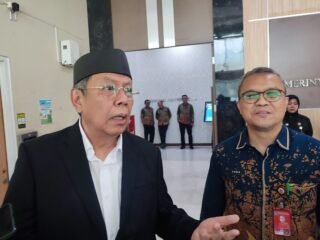 Wali Kota Benyamin Davnie sebut investasi Tangsel triwulan I capai 30% dari target. Sektor pendidikan dan kuliner dominasi PMDN.