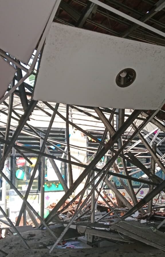 Ambruknya ruang kelas SDN Kedung Dalam 2 Tangerang lukai siswa, Dinas Pendidikan tunggu hasil investigasi.