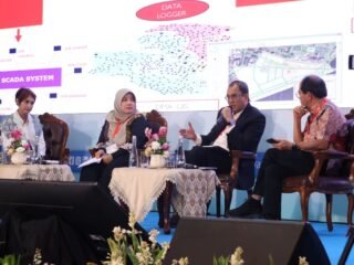 PERUMDAM TKR paparkan strategi tata kelola air bersih di Indowater Expo 2025, bahas tantangan perubahan iklim & solusi kolaborasi multipihak.