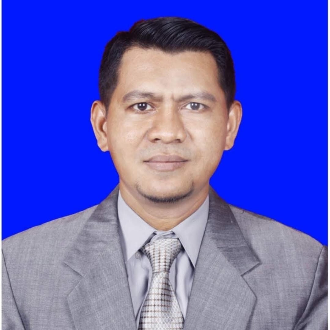 Keluarga adalah fondasi bangsa. Pelajari makna kemerdekaan keluarga, tantangan era digital, dan strategi membangun generasi emas untuk negeri.