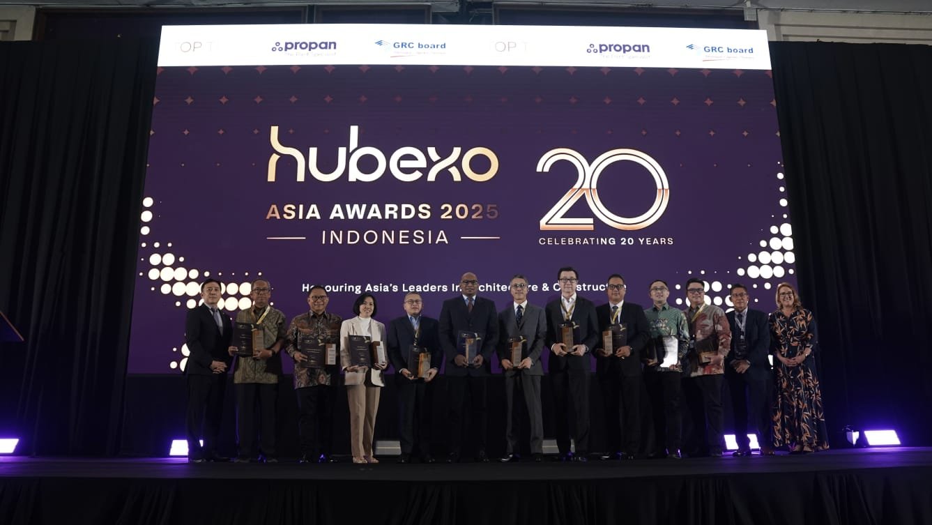 Sinar Mas Land raih Top 10 Developer dan Elite Winners di Hubexo Asia Awards 2025 berkat inovasi properti hijau berkelanjutan.