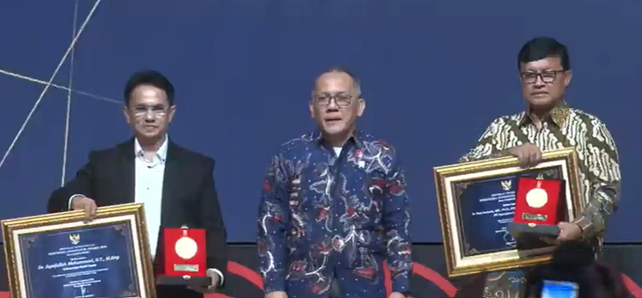 BRIN Berikan Penghargaan