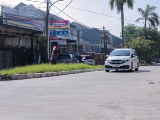Pemkot Tangsel rampungkan peningkatan Jalan Magnolia Jelupang senilai Rp1,94 miliar, kini lebih kuat dan nyaman untuk warga.