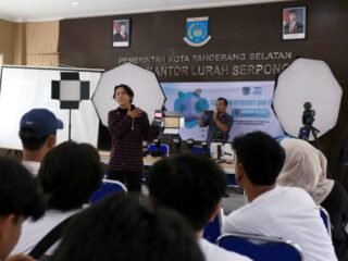 Karang Taruna Serpong gelar pelatihan fotografi dan videografi, dorong kreativitas pemuda Tangsel serta buka peluang usaha.