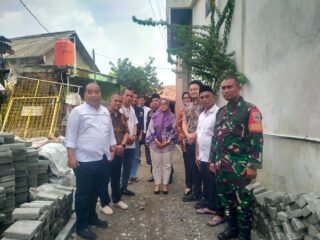 Kejari Kabupaten Tangerang dampingi Desa Karet kelola dana desa secara transparan demi akuntabilitas dan pencegahan penyalahgunaan.