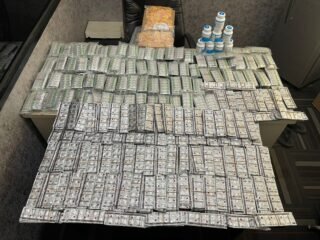 Ditresnarkoba Polda Banten ungkap jaringan obat keras ilegal bermodus toko kosmetik, sita 35.000 butir obat dan tangkap dua tersangka.