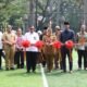 Wabup Intan dan Dirjen Dikdasmen resmikan lapangan Islamic Village. Investasi pendidikan ini wujudkan generasi unggul.