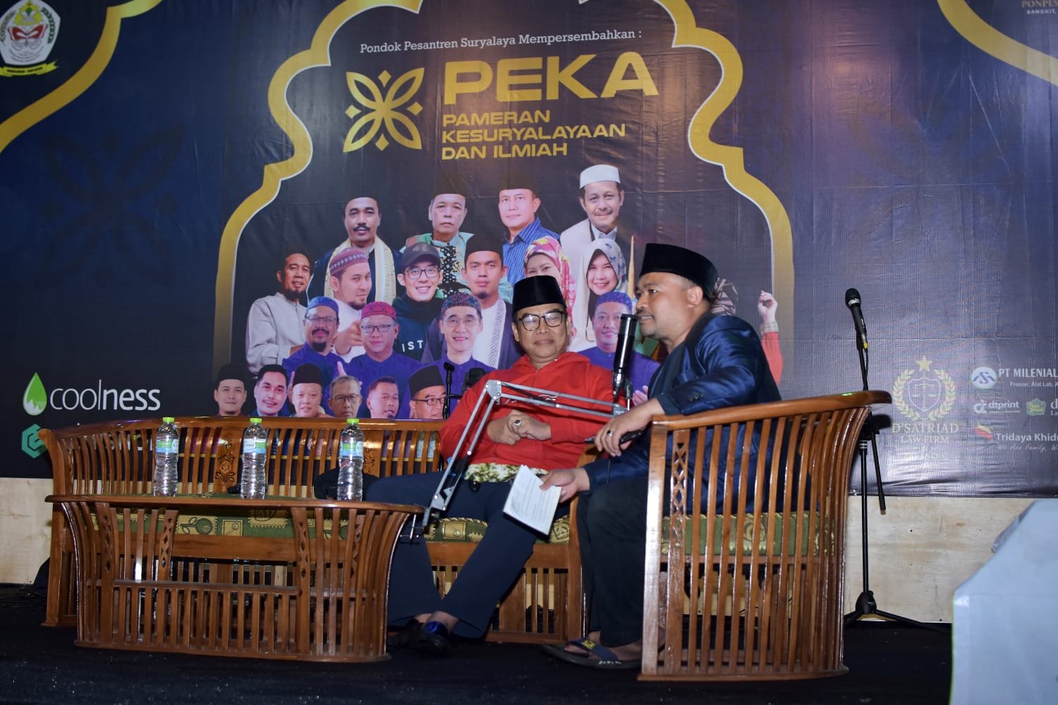 Talkshow PEKA Suryalaya bahas makna khidmat dalam tarekat pada Milad ke-120, menekankan pengabdian kepada guru dan Allah SWT.