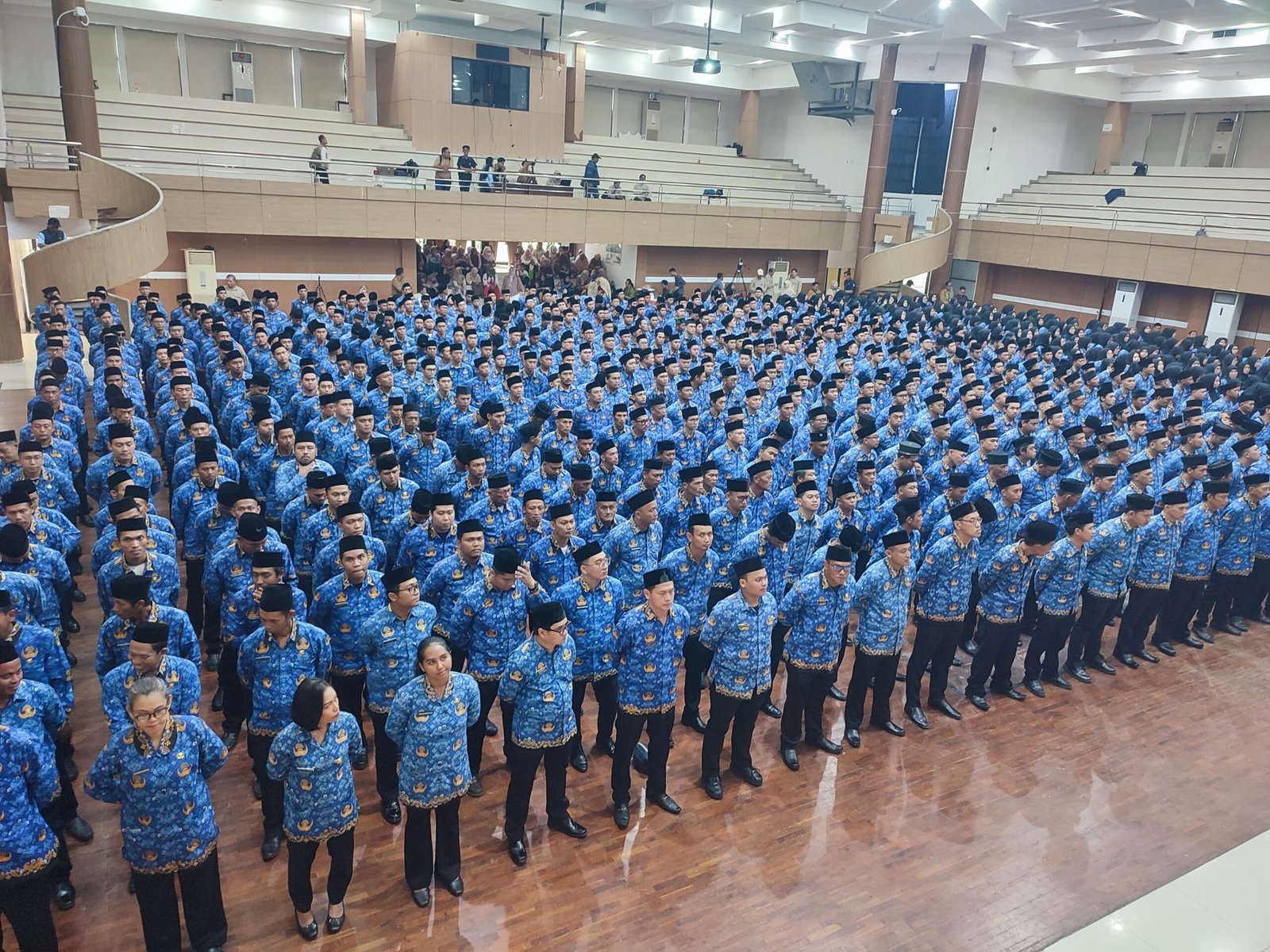 853 P3K resmi dilantik di Tangsel oleh Wali Kota Benyamin Davnie, termasuk tenaga guru, kesehatan, dan tenaga teknis.