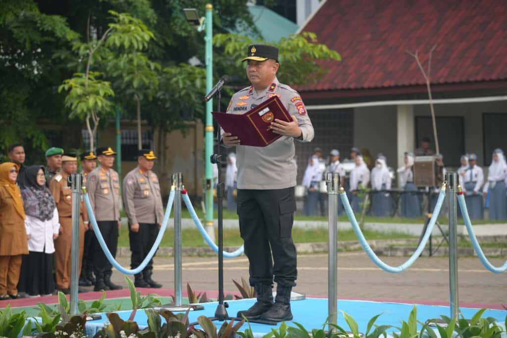 Wakapolda Banten ingatkan pelajar Tangerang bijak bermedia sosial, hindari tawuran, bullying, dan perilaku negatif lainnya.