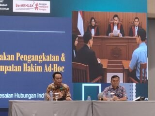 Kemnaker gelar sosialisasi multiplikasi tenaga penyelesaian perselisihan PHI di Tangerang untuk perkuat sistem hubungan industrial.