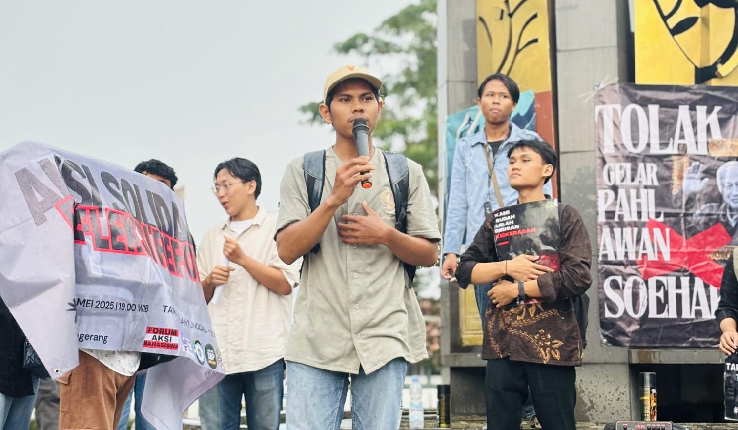 Teratai Institute desak Pemprov Banten bertindak tegas menindak tambang ilegal golongan C yang ancam lingkungan dan kesehatan.