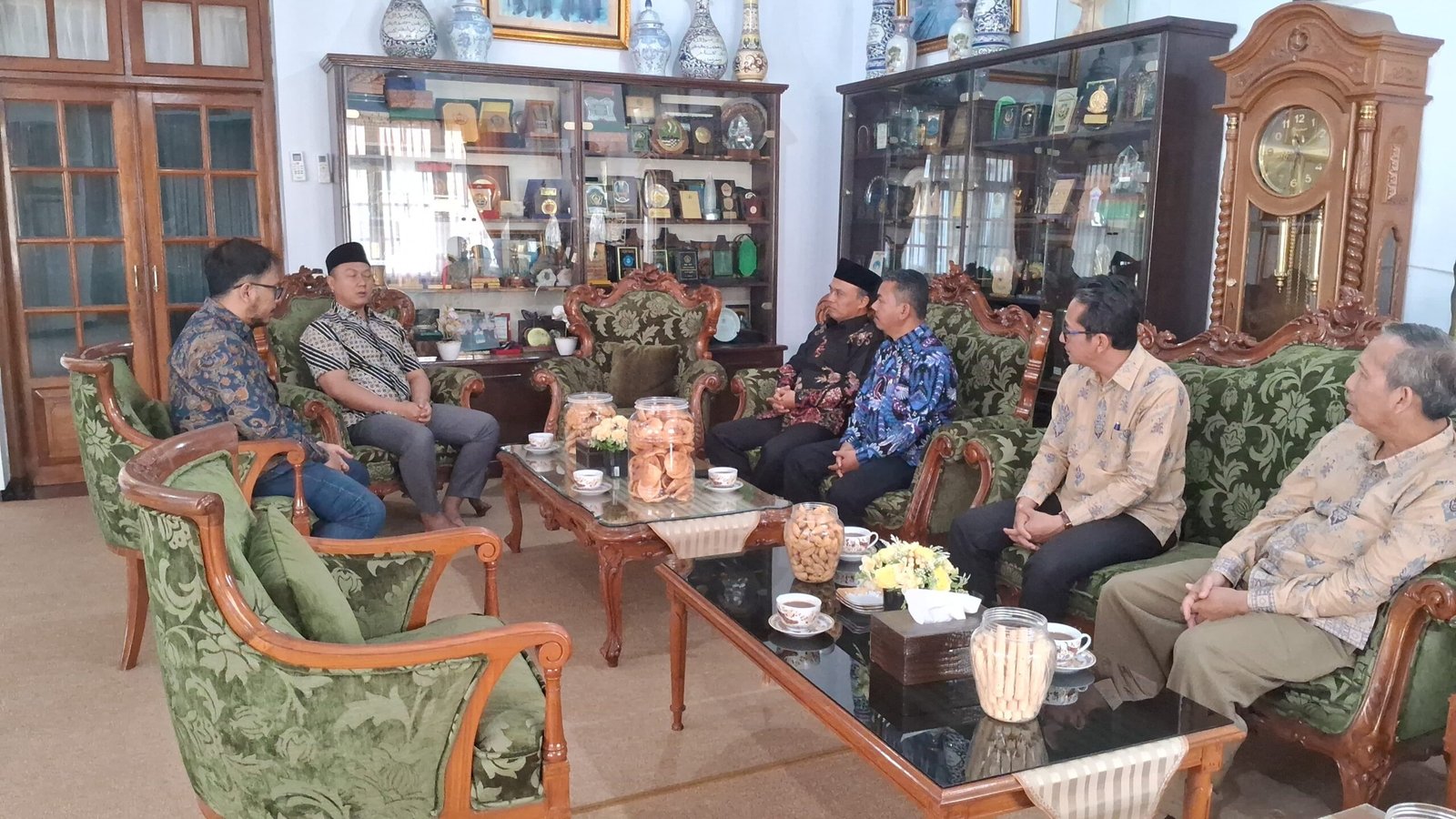 Tim LAMDIK lakukan asesmen lapangan di Prodi PAI IAILM Suryalaya untuk verifikasi data akreditasi dan peningkatan mutu pendidikan.