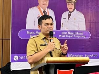 2.200 Buruh PT Chingluh Pasar Kemis Kena PHK Akibat Order Turun