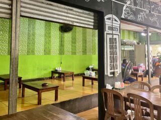 Dari Warung Padang RM Langganan hingga Mengantarkan Anak ke Bangku Kuliah: Kisah Inspiratif dari Dapur Sederhana