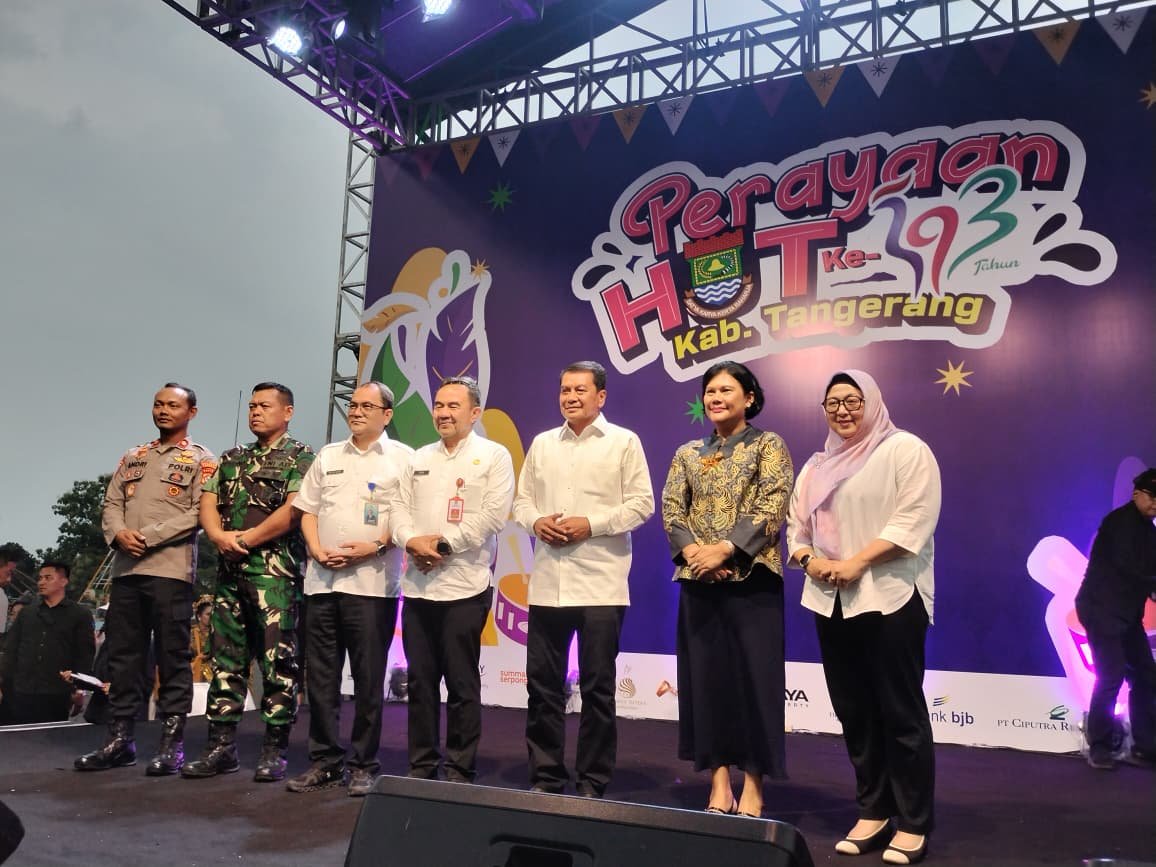 Bupati Maesyal Rasyid buka HUT ke-393 Kabupaten Tangerang dengan Festival UMKM, Bedah Rumah, dan hiburan gratis untuk warga.