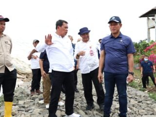 Menteri LHK sidak TPA Jatiwaringin pastikan kesiapan proyek Waste to Energy Tangerang Raya dan penerapan sistem capping.