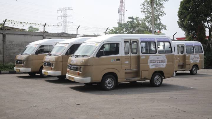 Pemkot Tangerang hadirkan Angkot Si Benteng, transportasi murah Rp2.000 dengan 11 rute terbaru yang menjangkau seluruh kota.