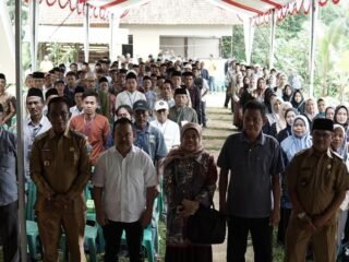 Komisi IX DPR dan BGN gencarkan Program Makan Bergizi di Serang untuk wujudkan generasi sehat, cerdas, dan berdaya saing.