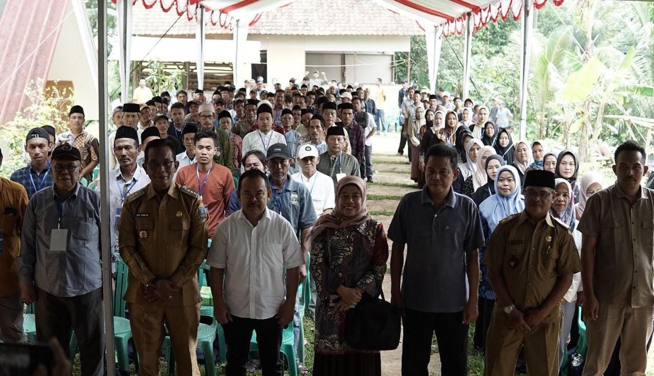 Komisi IX DPR dan BGN gencarkan Program Makan Bergizi di Serang untuk wujudkan generasi sehat, cerdas, dan berdaya saing.